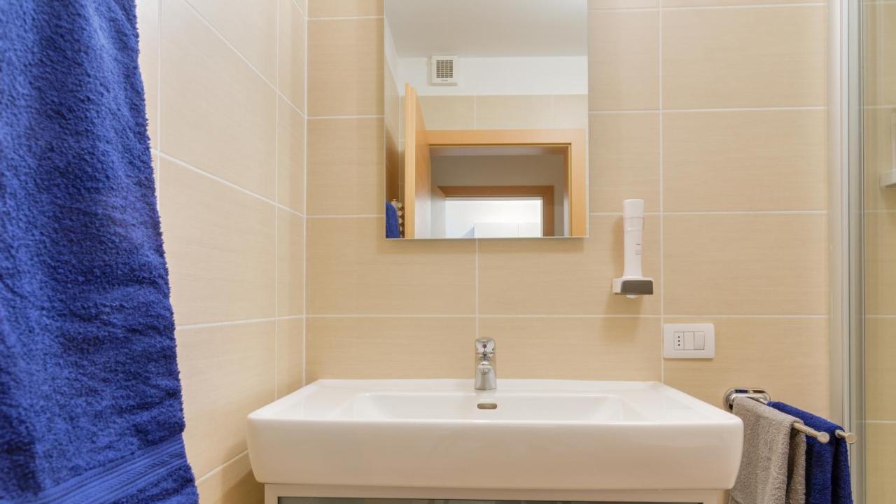 Peters Guest House Больцано Экстерьер фото