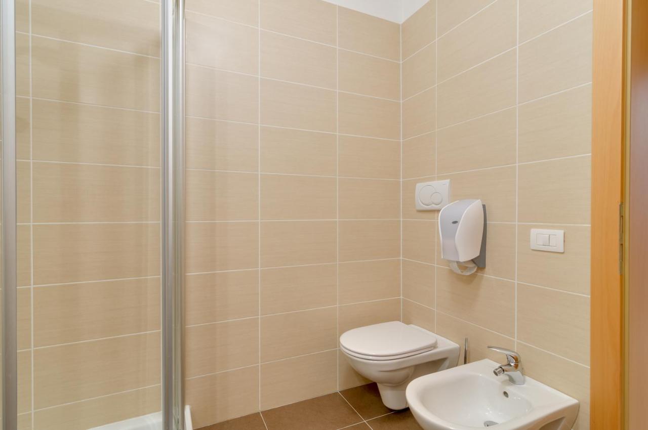 Peters Guest House Больцано Экстерьер фото